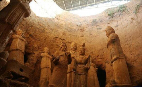 这个村做的唐三彩陶俑 故宫和历史博物馆都上