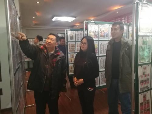 彩票达人收藏上千种彩票 见证时代的变迁