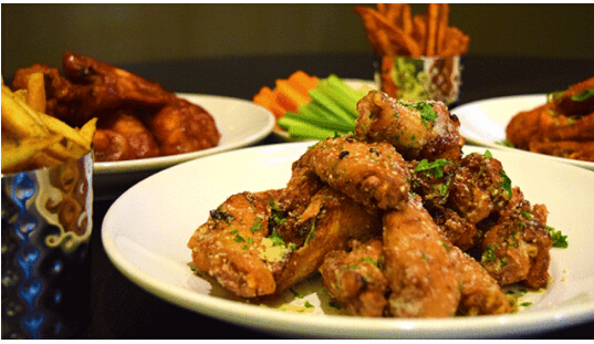 凭这张信用卡 Uber要打败整个实体餐饮业?