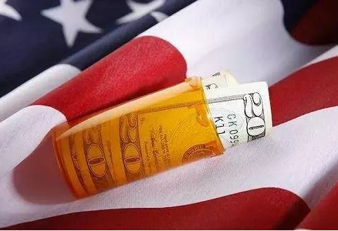 美国税改时代来临 人民币国际化迎时机?