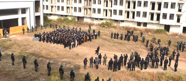 江西300警力抓获155人 收缴大量作案电脑、手