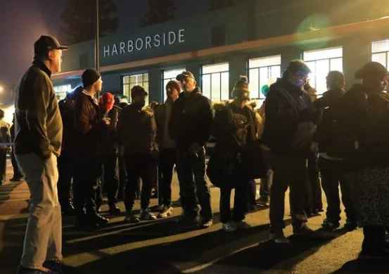 华西村人均收入_2018人均网购(3)