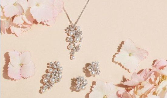 御本木MIKIMOTO最新系列珠宝 花朵造型绽放出迷人风采