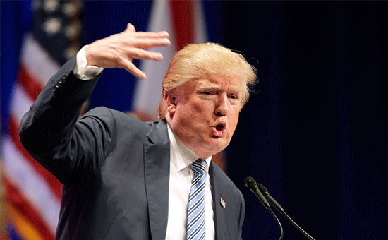 特朗普与班农之间的“闹剧”出现神转折