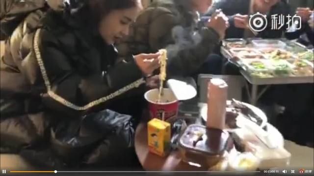 任重晒杨颖伙食差异 黄晓明看到要跳墙啦!