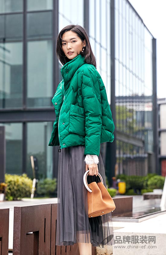 优衣美品牌女装 让你的美丽的个性展示刚刚好!
