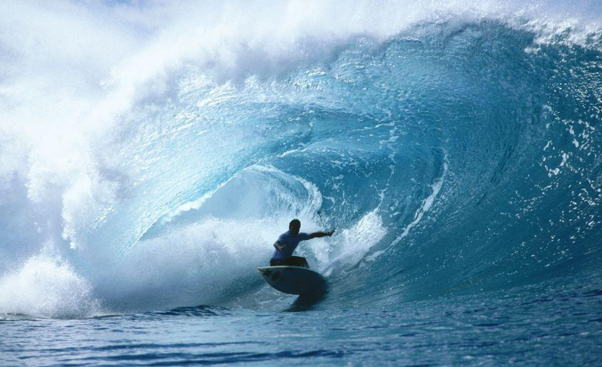 巨量卖盘突袭现货黄金