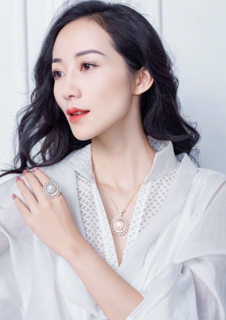 时尚气质女神 175d96930cd8a90413ffc51412b058d7.png?_=1516238608038