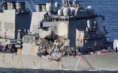 撞船美舰长受指控 将面临军事法庭审理