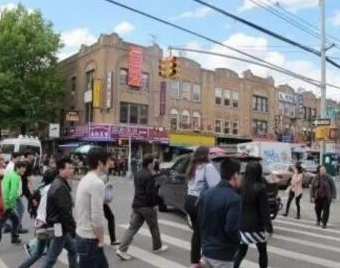 华裔女奶茶店遭白人追打 店里竟无人制止