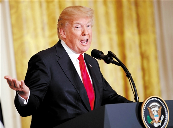 美元暴跌白银躺枪 特朗普贸易战硝烟再起