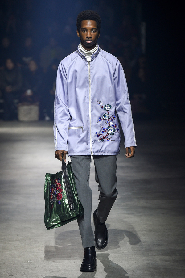 日本设计师品牌 kenzo(高田贤三)于巴黎时装周发布2018秋冬男女装系列
