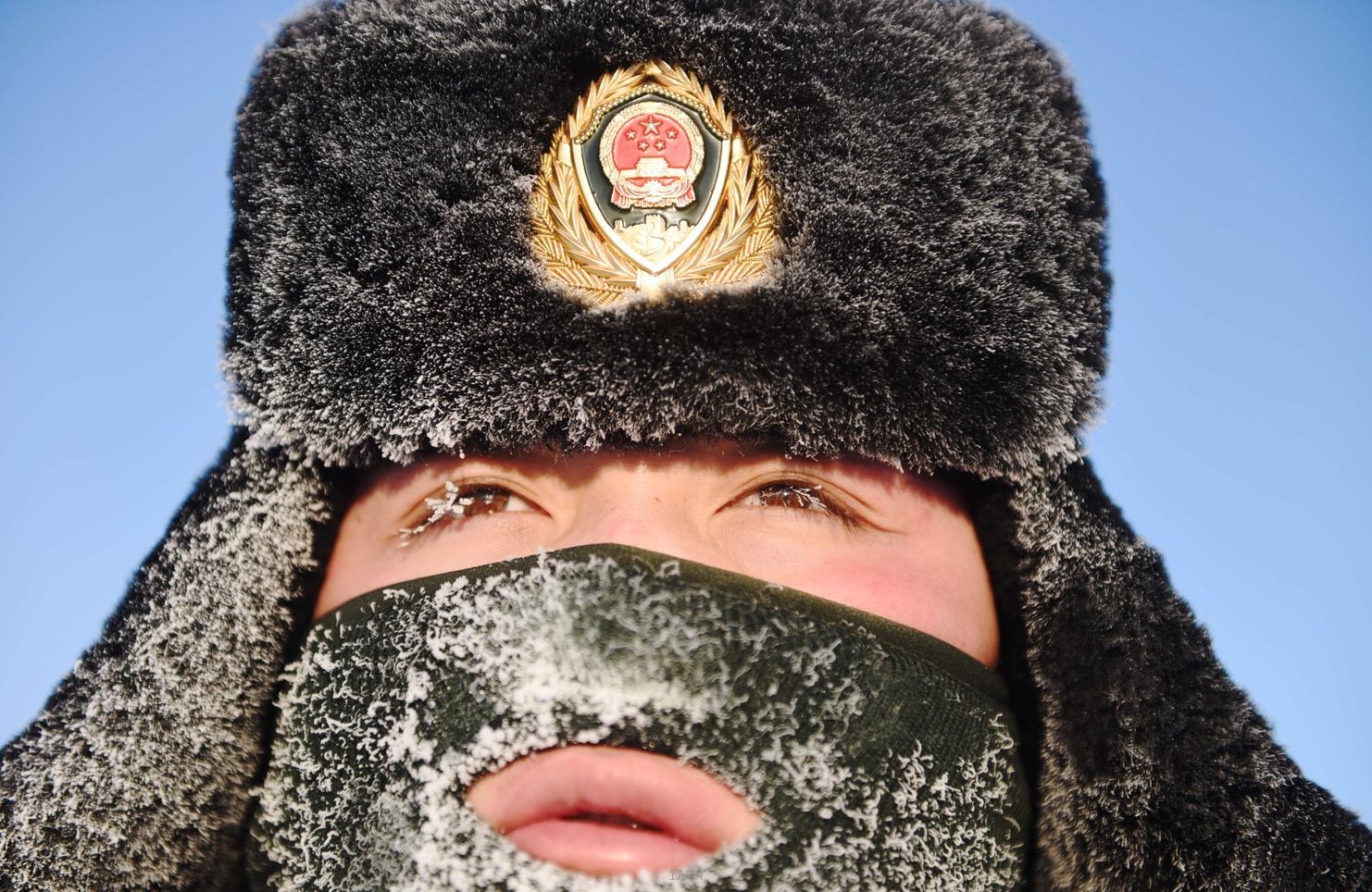 冰花战士为爱坚守气温达45为他们致敬