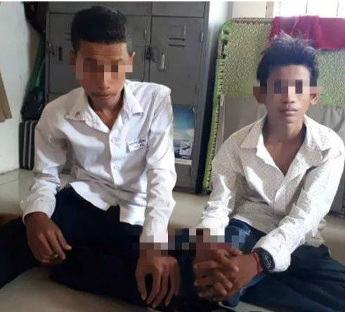 4名中游客遭飞车抢劫 其中1人被拉下车摔成重伤