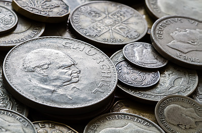 美国白银需求苦苦挣扎 库存飙升至23年高位