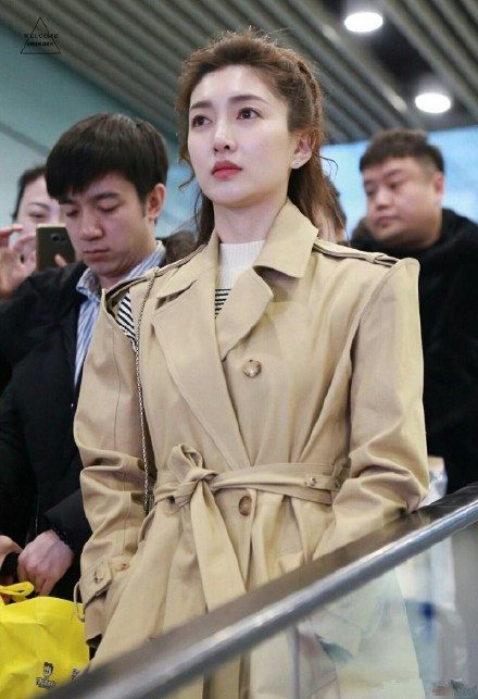 江疏影接待英国首相 用一口地道的英式口语惊艳全场