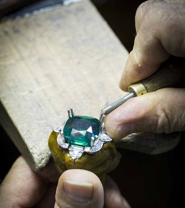 梵克雅宝精彩演绎祖母绿传奇 匠心品质 尊贵非凡