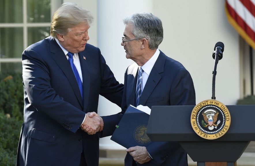 鲍威尔迎来美联储全新时代 白银跌至月内新低