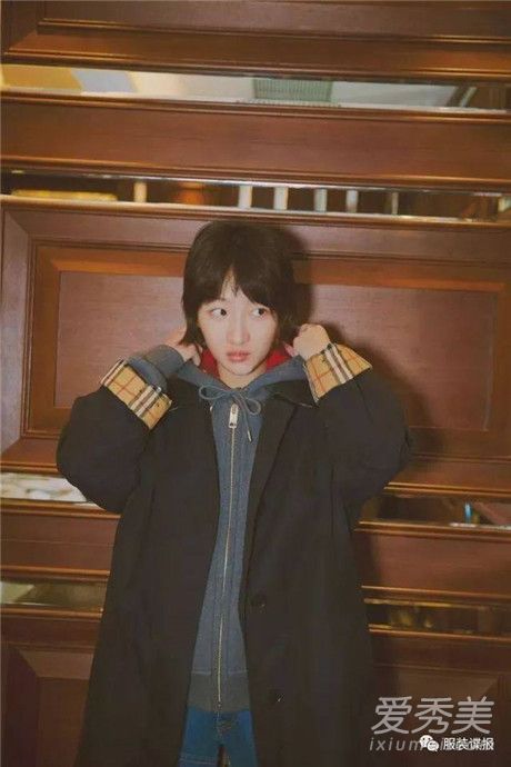 风衣里面可以穿卫衣吗 风衣+卫衣的混搭才是最