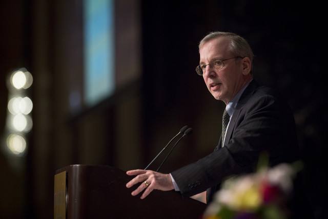 美联储官员再放鹰派信号 国际黄金意外反弹回升