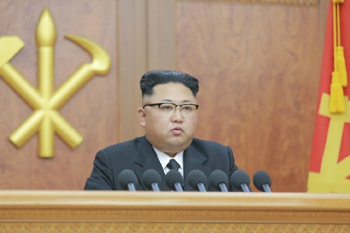 朝鲜低调开启阅兵 白银期货短线上扬难改跌势