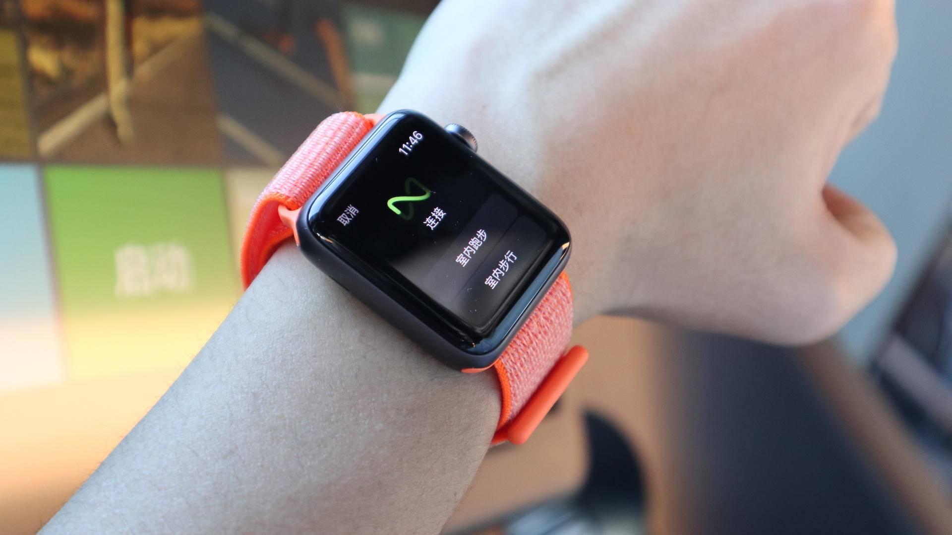 苹果：让健身器材成为Apple Watch的一部分