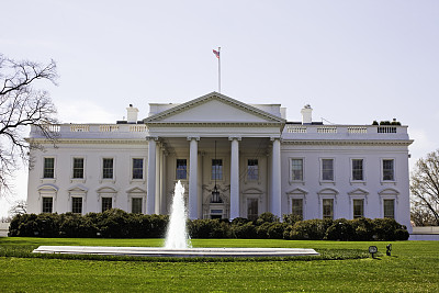 白宫闪现关门闹剧 黄金多头短暂死灰复燃