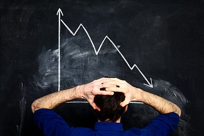 纪要鹰派预期渐强 国际黄金多头重挫