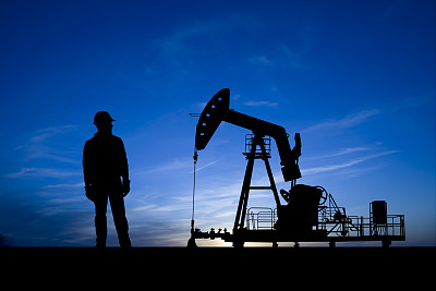 两因素持续发力 下周原油价格震荡偏弱