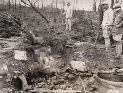 屠杀慰安妇影像首公开 尸体被随意丢弃