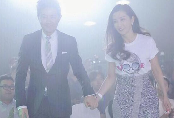 李冰冰生日 任泉零点发微博送祝福