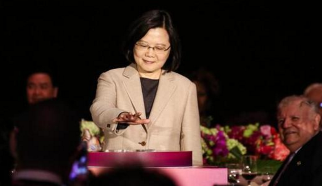 蔡英文将两岸关系问题甩锅给大陆 安峰山这样回应