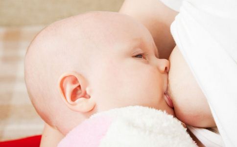 母乳喂养的准备工作 母乳喂养注意事项 吃什么奶水多