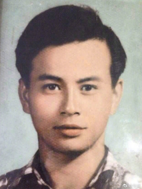 张庭发长文追忆已故父亲：感谢生命中的第一个男人