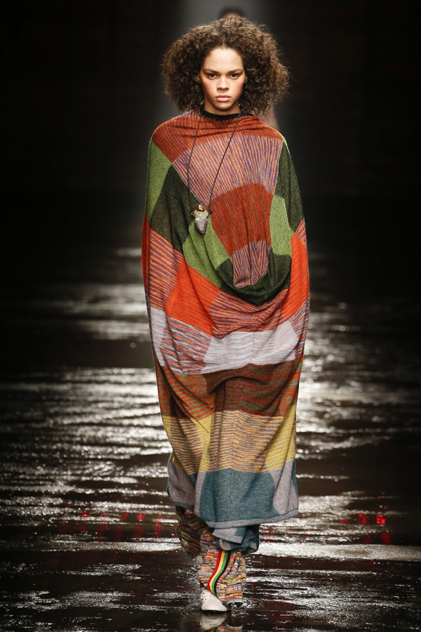 Missoni(米索尼)于米兰时装周发布2018秋冬系列高级成衣