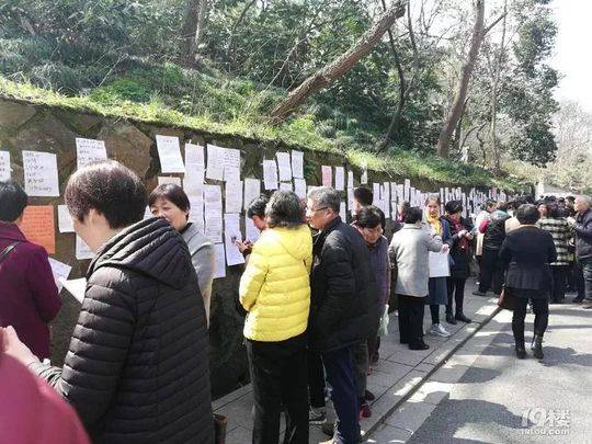 女儿博士说是硕士 怕相亲失去机会