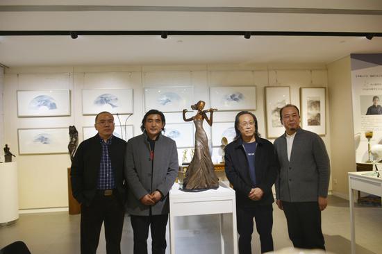 “西方艺术名家与中国新锐艺术家交流展”在北京拉开帷幕