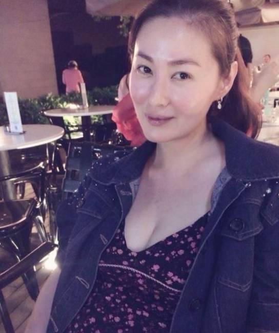 98年版潘金莲近照曝光 颜值崩的有点厉害