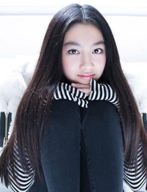 任达华坚决反对女儿入行 硬照流出被大赞美貌