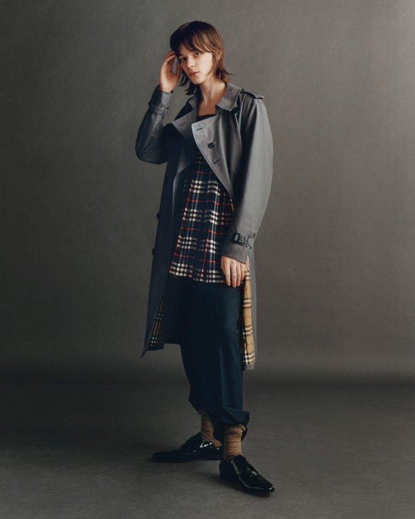 午夜风衣_玩具熊的午夜后宫