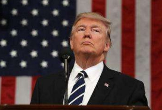 特朗普变脸如翻书 黄金重回震荡格局