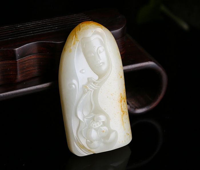 如今的和田玉市场最流行什么?