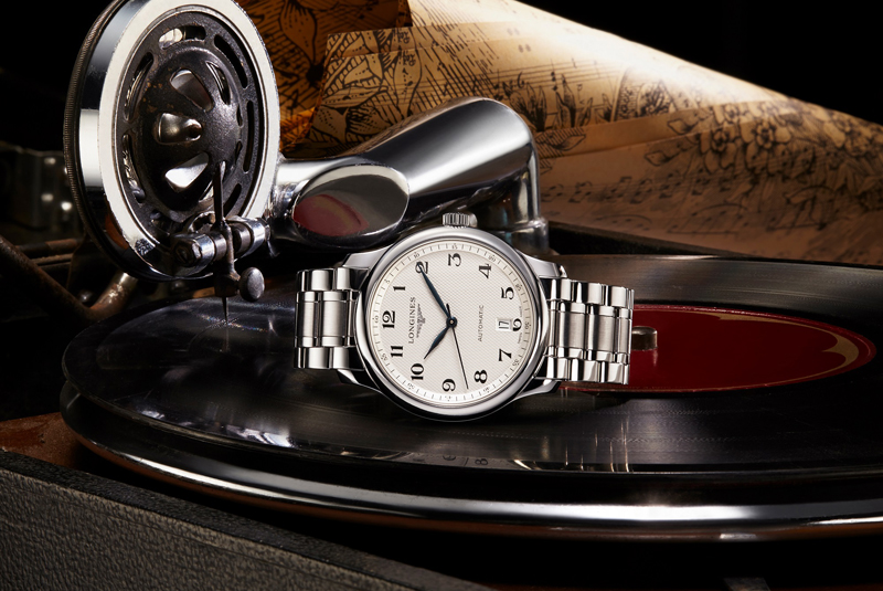 瑞士著名钟表制造商浪琴表悉心甄选名匠系列与