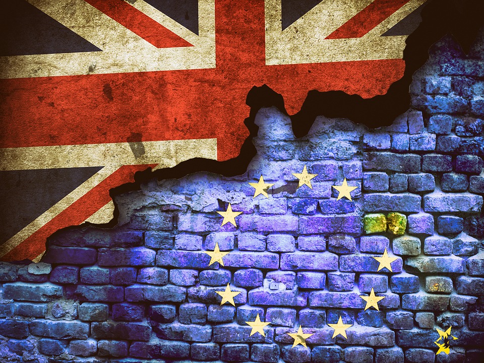 英国脱欧进入关键节点 政策指引藏神力!