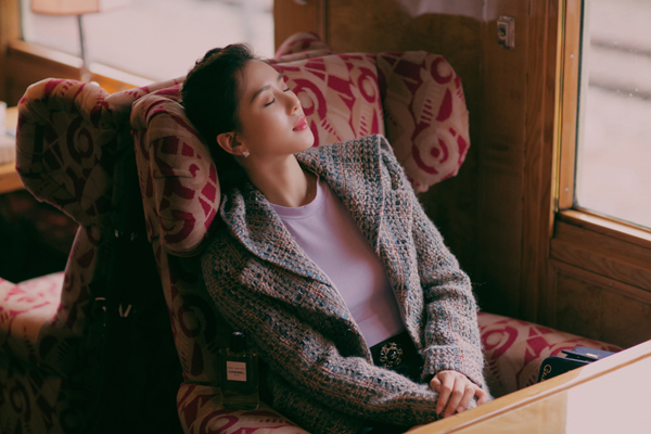 香奈儿香水新品全球发布会在于法国杜维埃举办