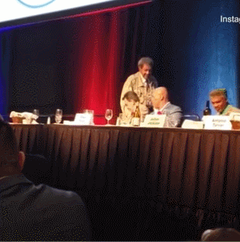 泰森怒泼唐金 冷静之后有些后悔了