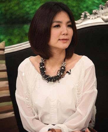 Ella被曝离开华研 将专心赴内地工作