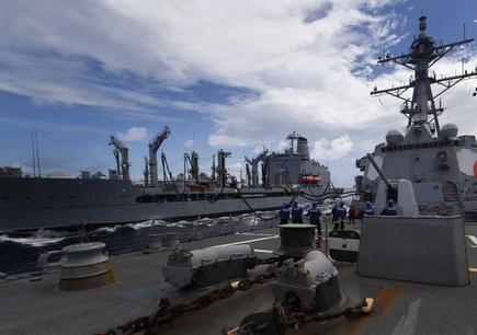 南海局势2018最新消息 美军舰赖在南海不走