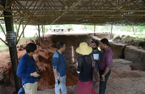 上博海外考古赴斯里兰卡古代遗址进行发掘
