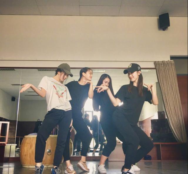 大学同学评价张雪迎